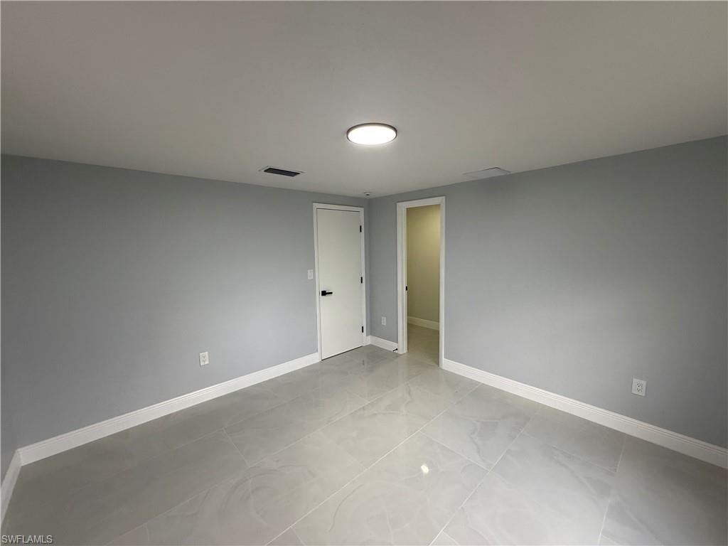 FORT MYERS SHORES - Residential