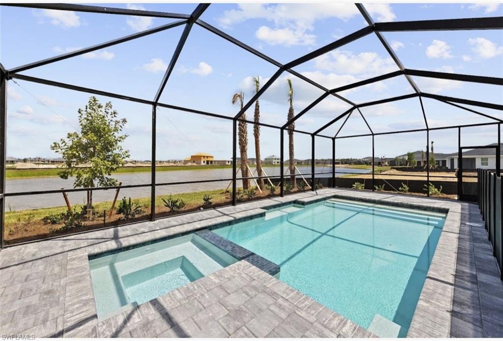 TUCKERS COVE - Residential