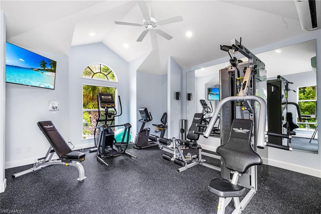 KINZIE ISLAND - Residential