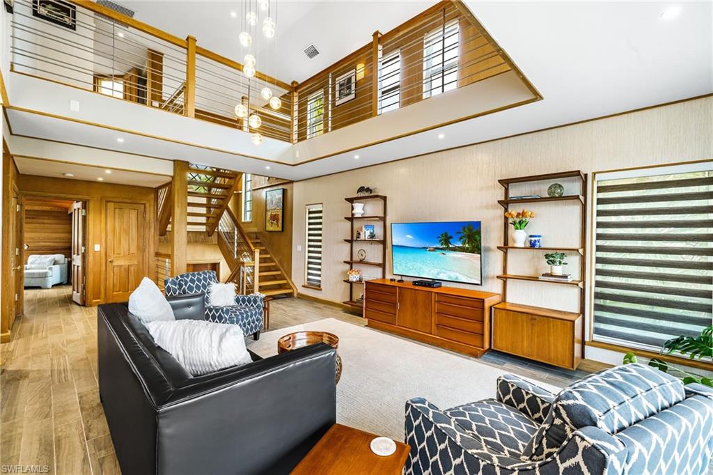 KINZIE ISLAND - Residential