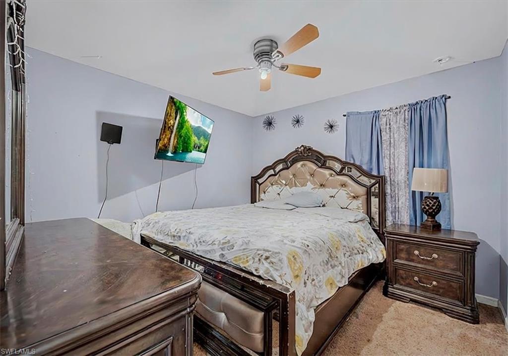 MIRROR LAKES - Residential