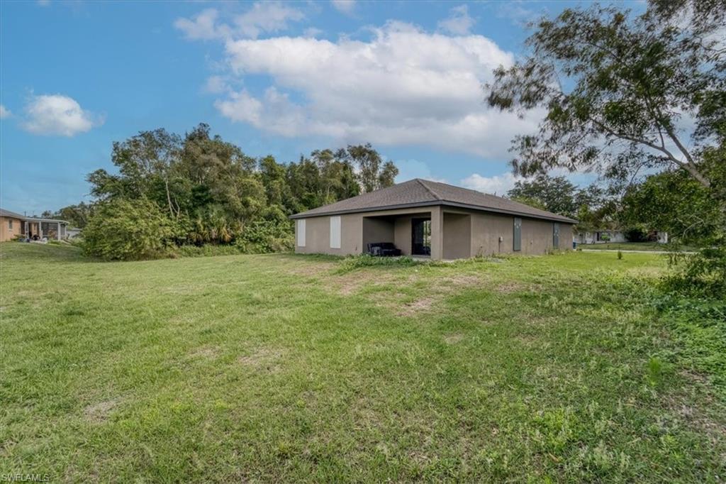 MIRROR LAKES - Residential