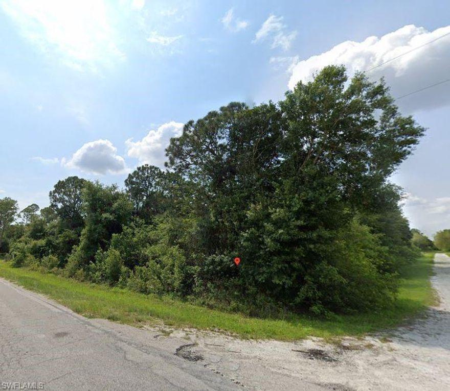 Corner lot on a paved road, in Montura Ranch Estates! This is a great location for your dream home in the country, or a weekend getaway.  Montura Ranch Estates, allows site built and manufactured homes, horses and other livestock and has a community pool, clubhouse and park! An easy 1.5 hour drive from Miami / Ft. Lauderdale, this is a great place to enjoy the country life, at an affordable price!