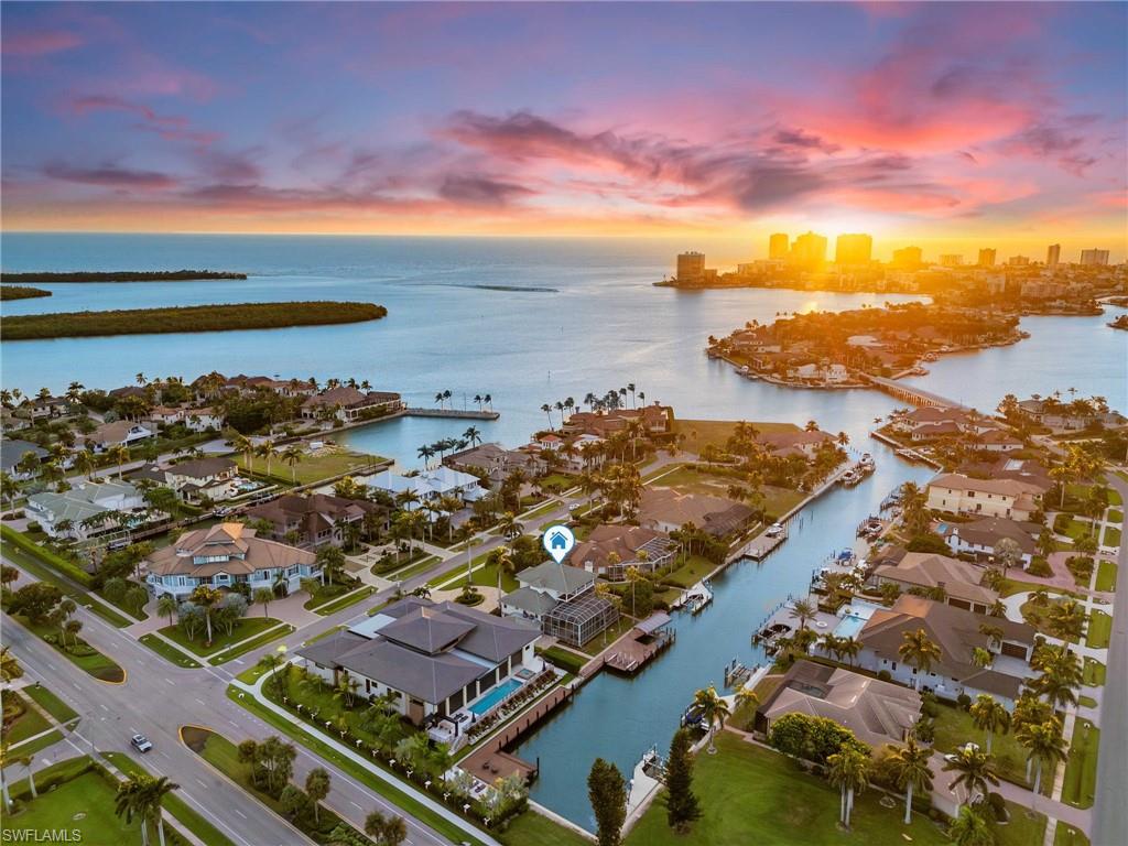 ESTATES - Residential