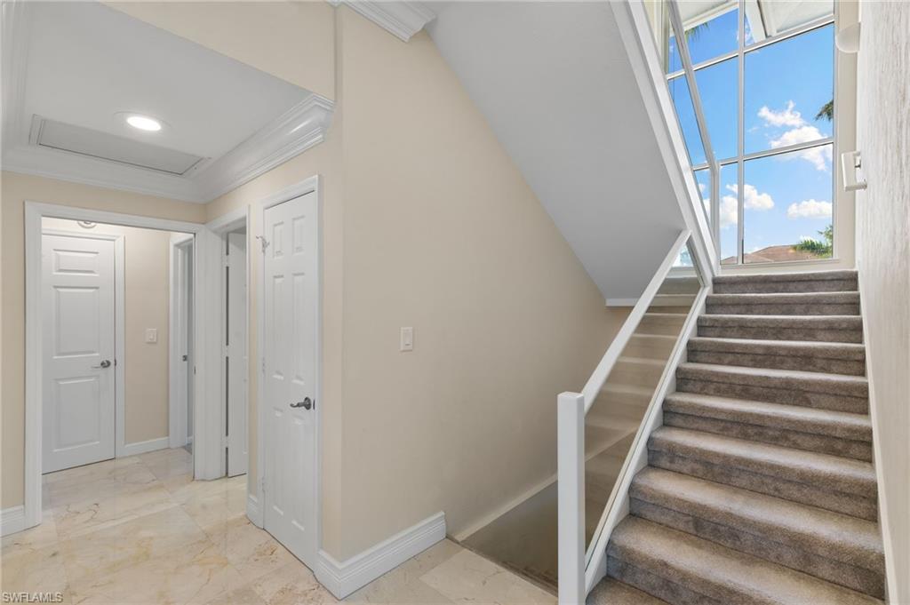 ESTATES - Residential