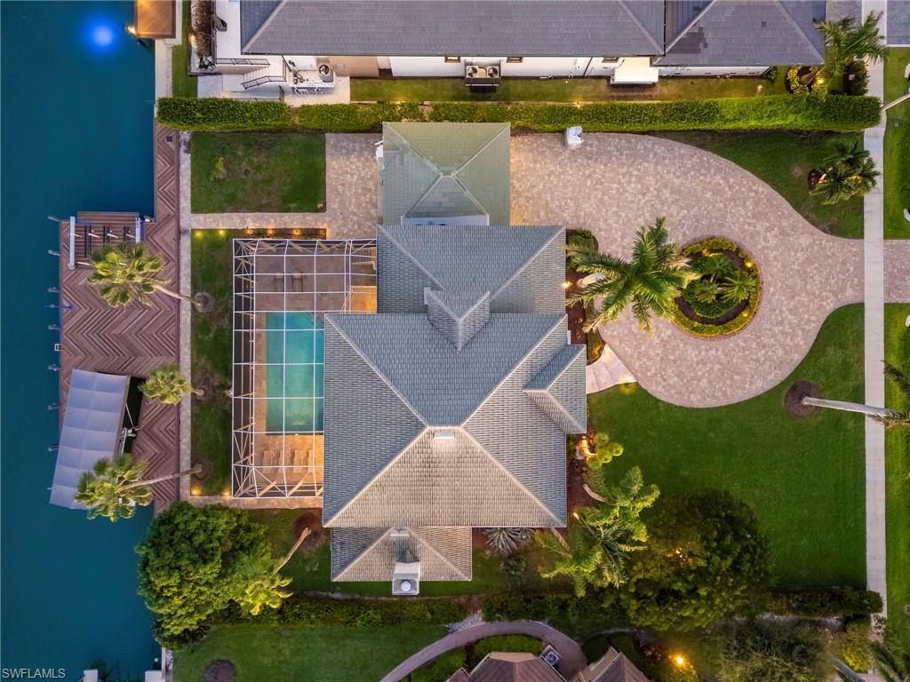 ESTATES - Residential