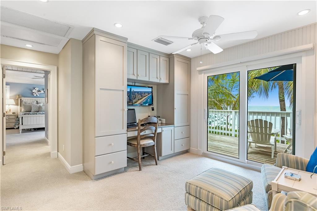 SUNSET CAPTIVA - Residential