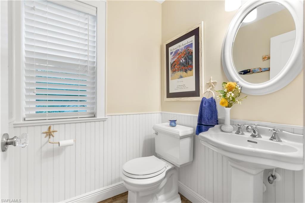 SUNSET CAPTIVA - Residential