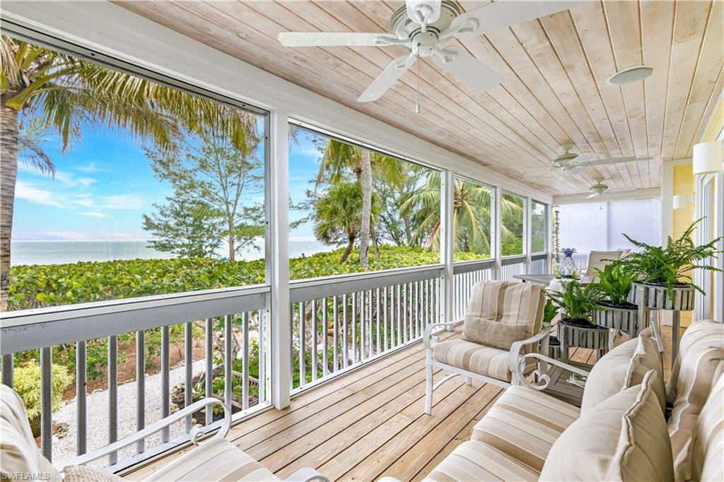 SUNSET CAPTIVA - Residential