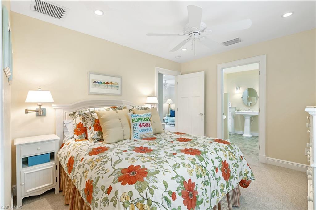 SUNSET CAPTIVA - Residential