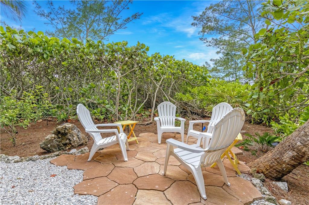 SUNSET CAPTIVA - Residential