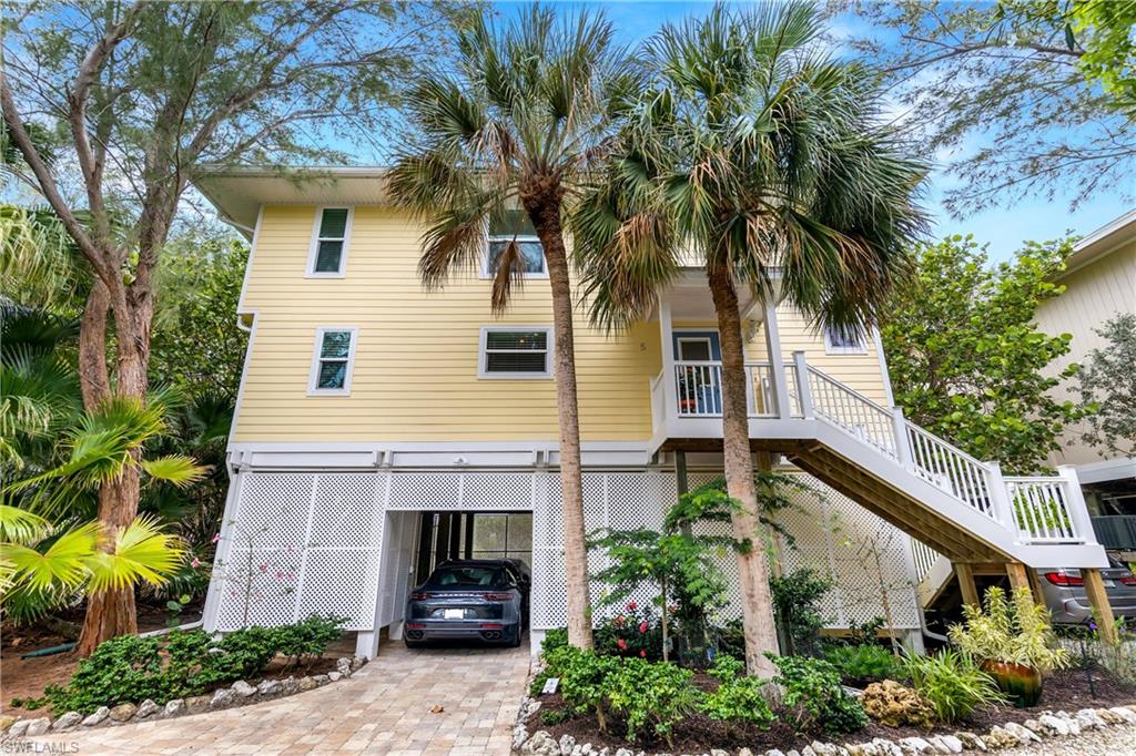 SUNSET CAPTIVA - Residential