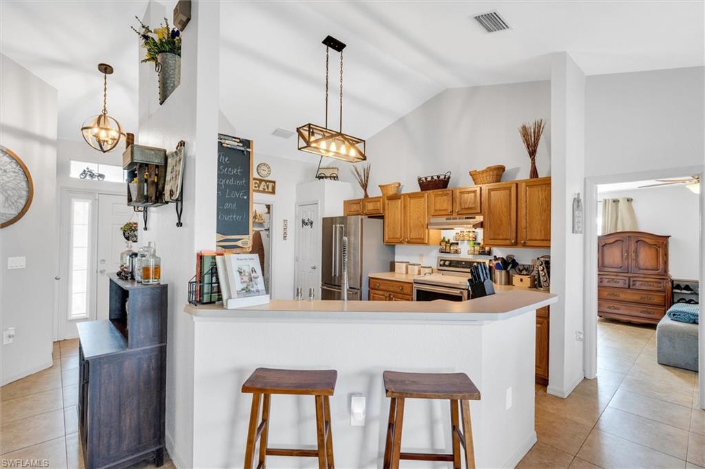 CAPE CORAL - Residential