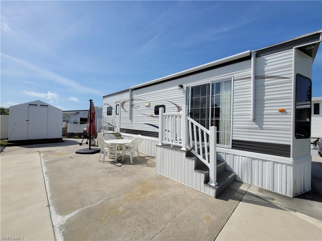 FORT MYERS BEACH CAMPGROUND - Residential