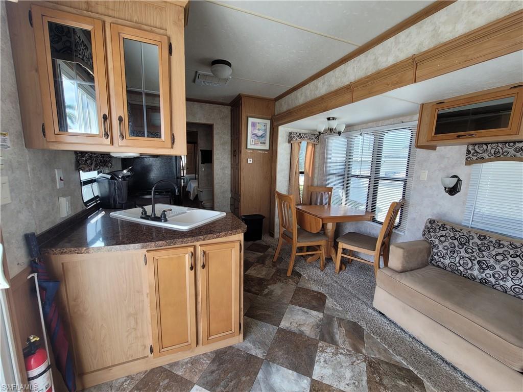 FORT MYERS BEACH CAMPGROUND - Residential