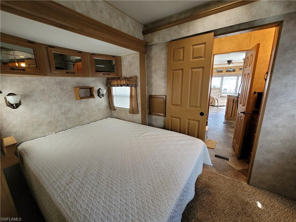 FORT MYERS BEACH CAMPGROUND - Residential