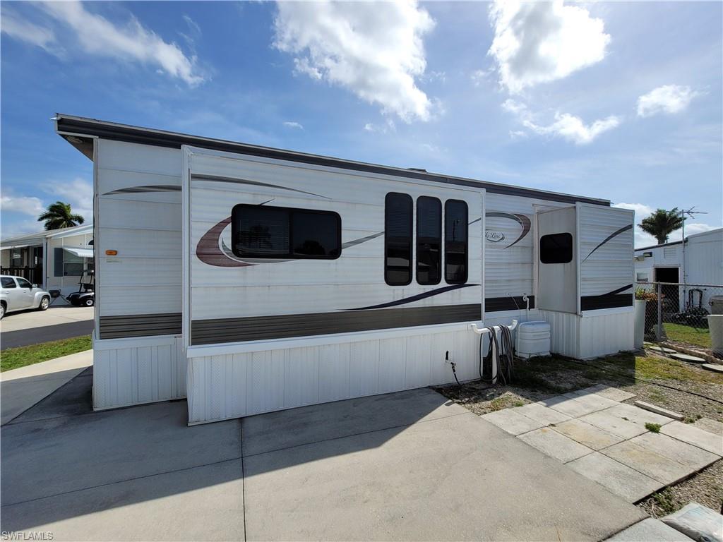 FORT MYERS BEACH CAMPGROUND - Residential