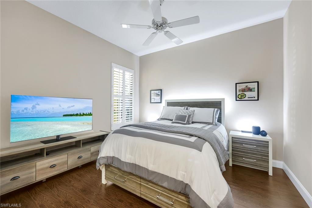 ISLAND WALK - Residential