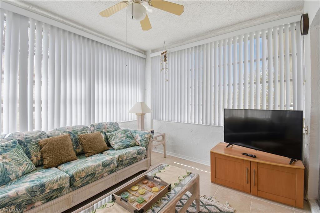 HIDDEN GARDENS - Residential