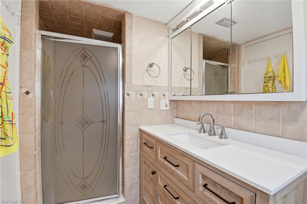 HIDDEN GARDENS - Residential