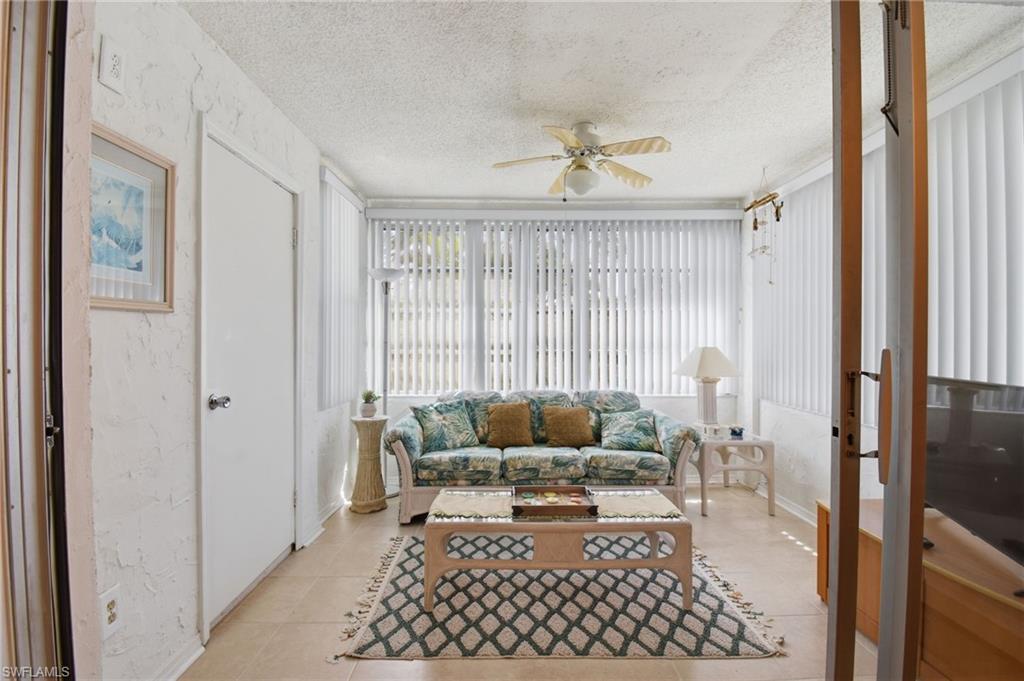 HIDDEN GARDENS - Residential