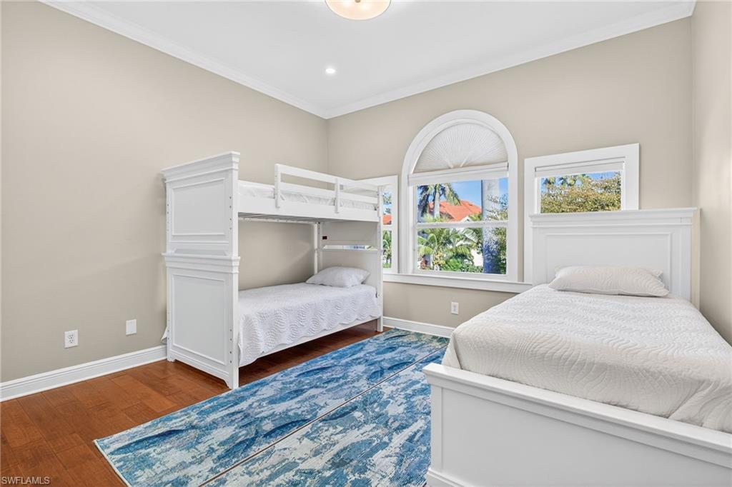 LITTLE LAKE MUREX - Residential