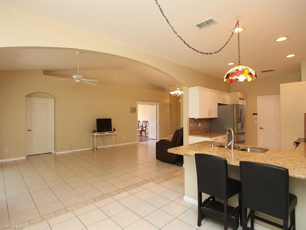 THE SHORES - Residential