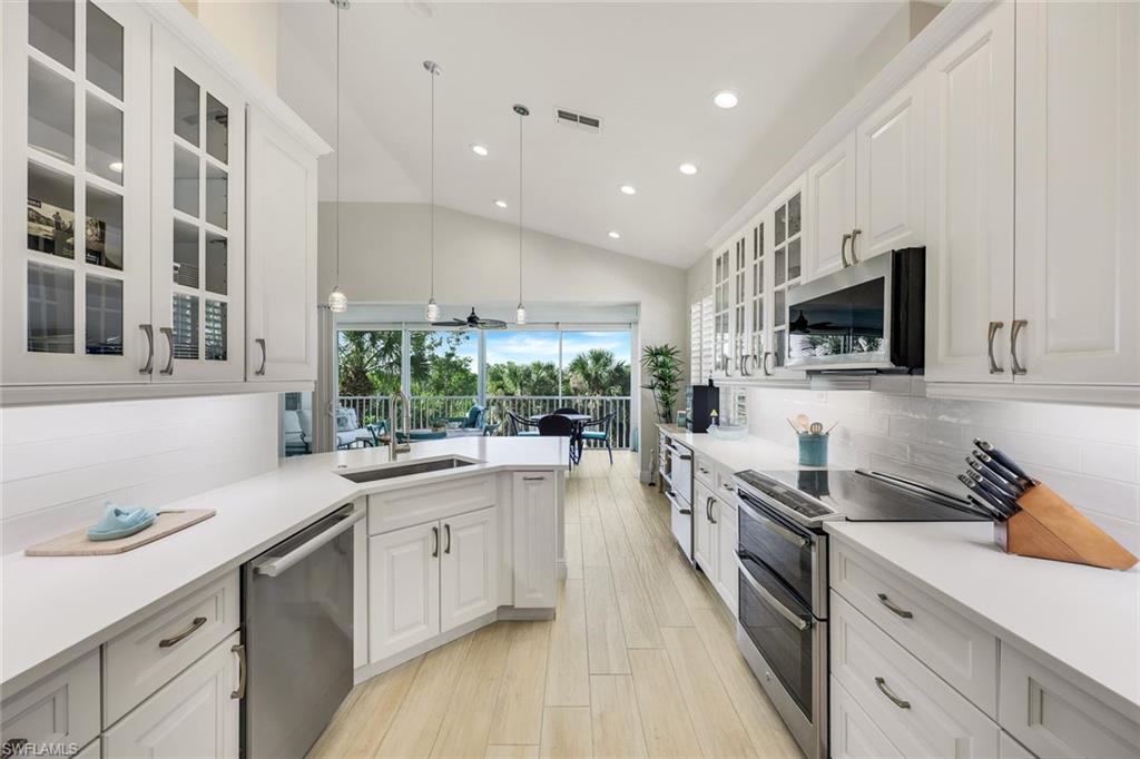 BAY POINTE AT BONITA BAY - Residential