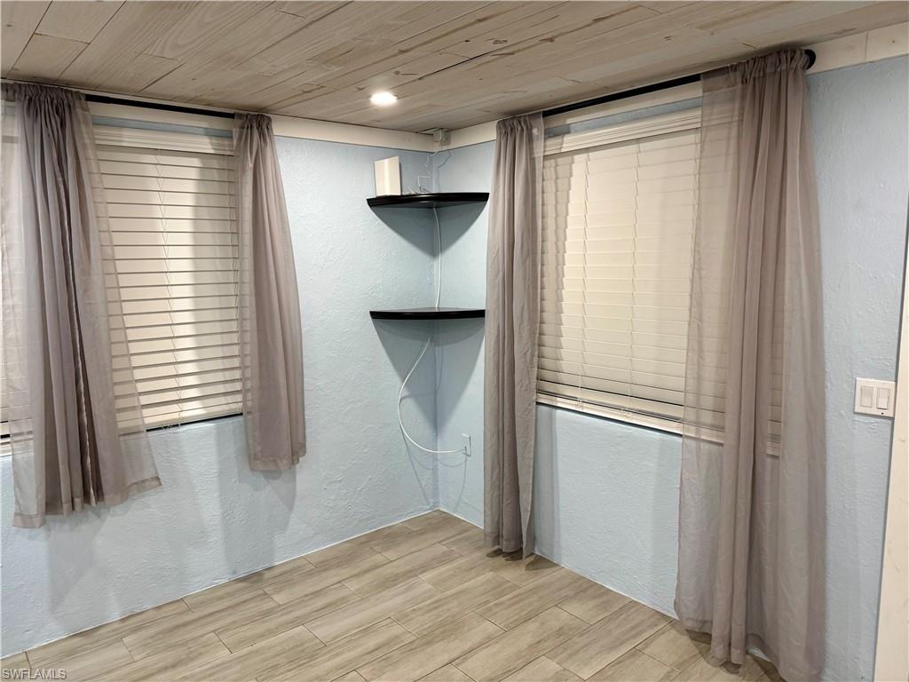 CROWS 2ND PLAT OF MATLACHA - Residential Lease