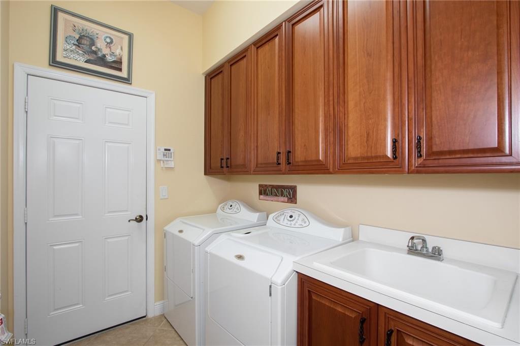 BELL TOWER PARK - Residential