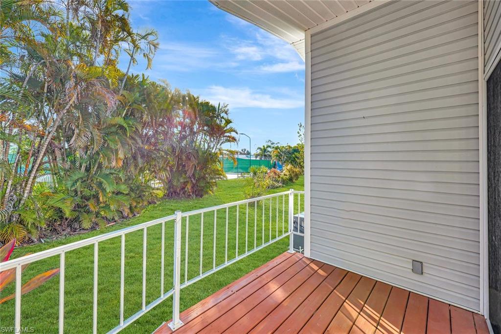 CORKSCREW WOODLANDS - Residential