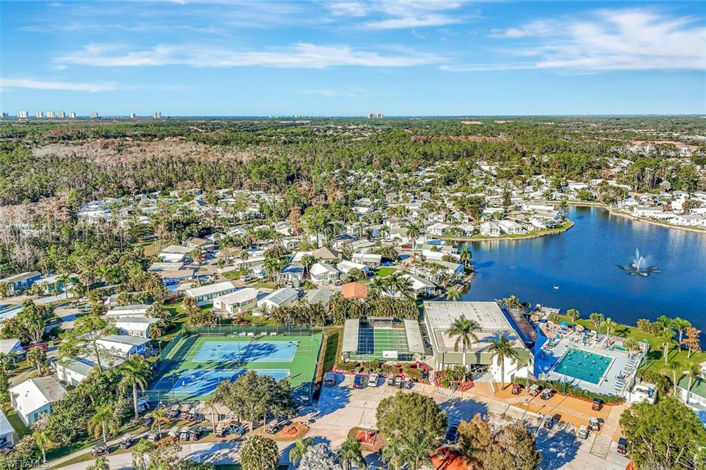 CORKSCREW WOODLANDS - Residential