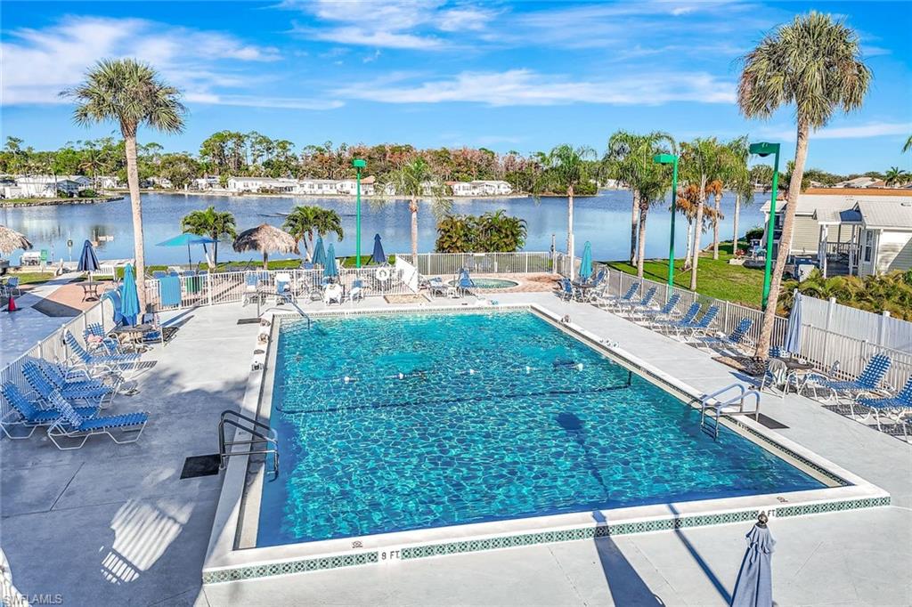 CORKSCREW WOODLANDS - Residential