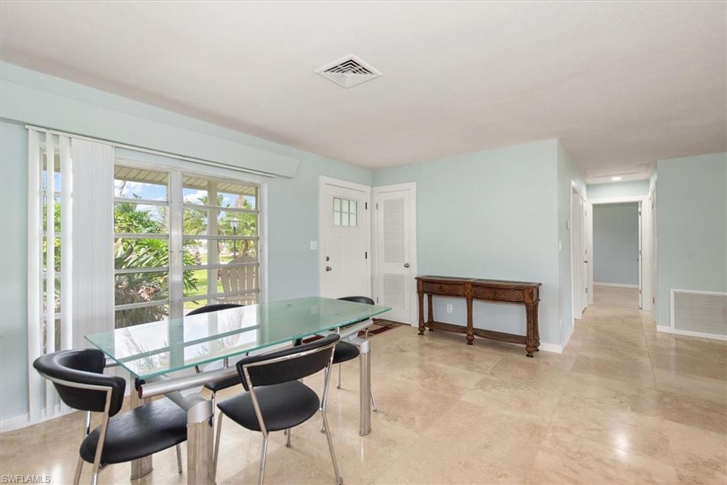 YACHT CLUB COLONY - Residential