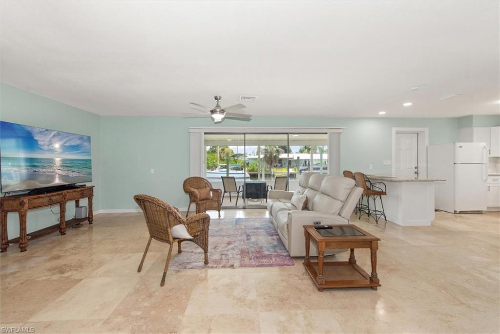 YACHT CLUB COLONY - Residential