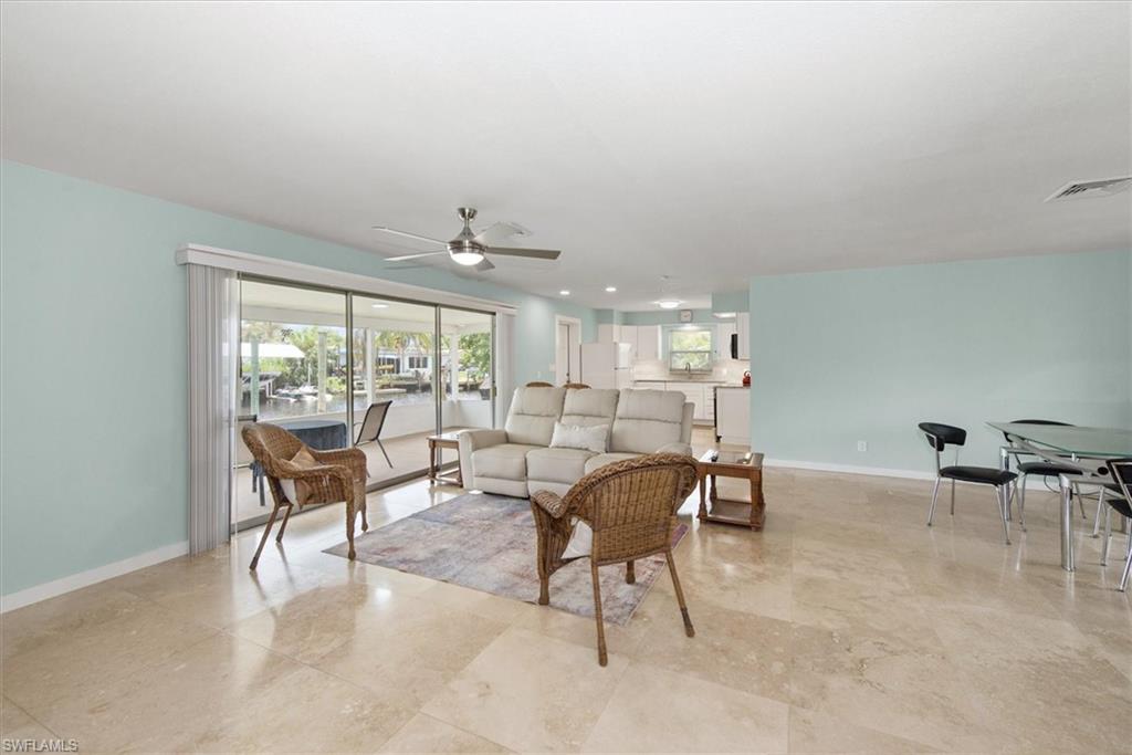 YACHT CLUB COLONY - Residential