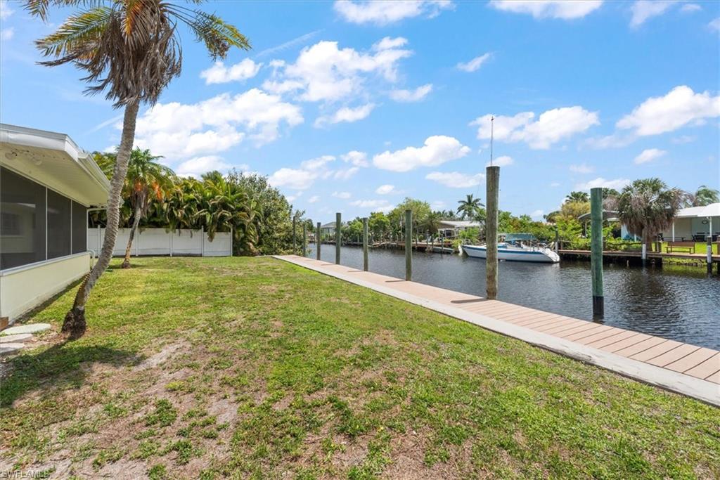 YACHT CLUB COLONY - Residential