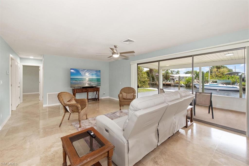 YACHT CLUB COLONY - Residential