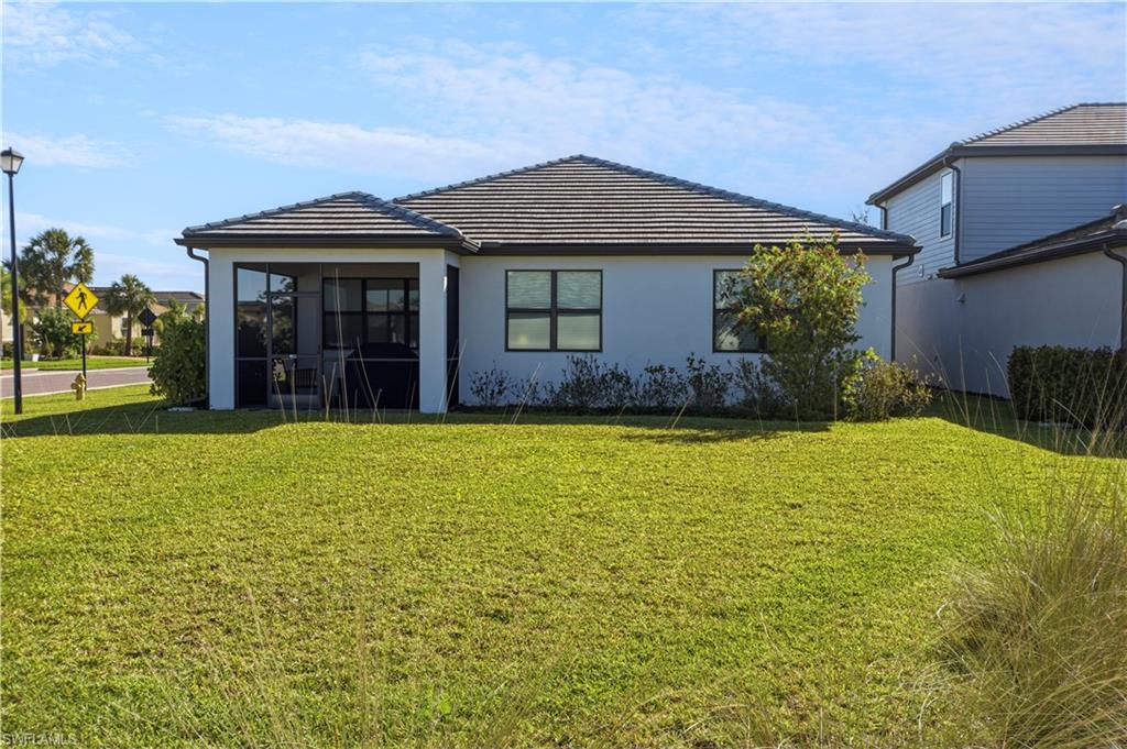 HAMPTON LAKES - Residential