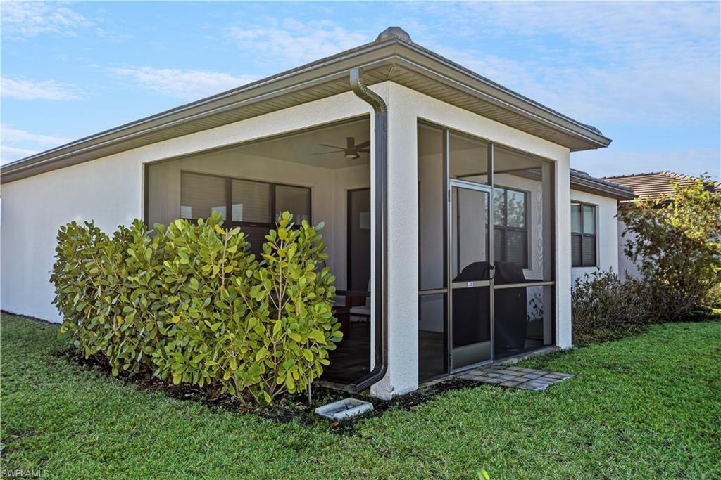 HAMPTON LAKES - Residential