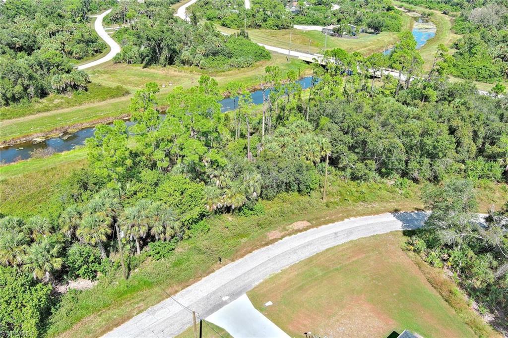 PORT CHARLOTTE - Land