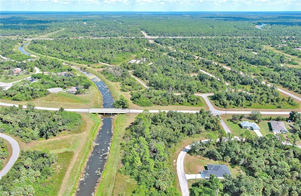 PORT CHARLOTTE - Land