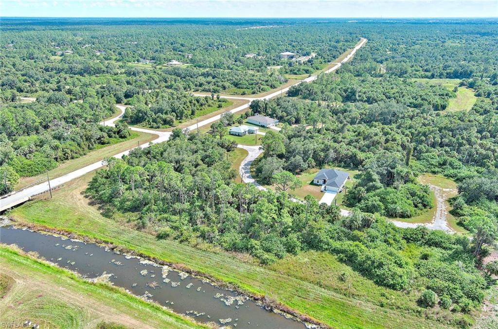 PORT CHARLOTTE - Land