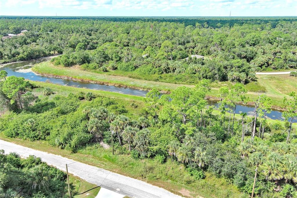 PORT CHARLOTTE - Land