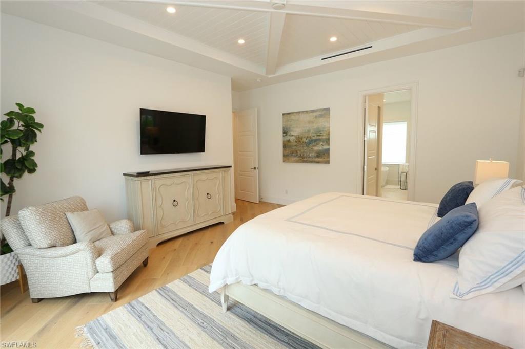 OLDE NAPLES - Residential Lease