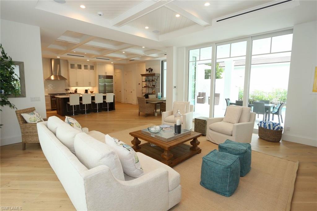 OLDE NAPLES - Residential Lease