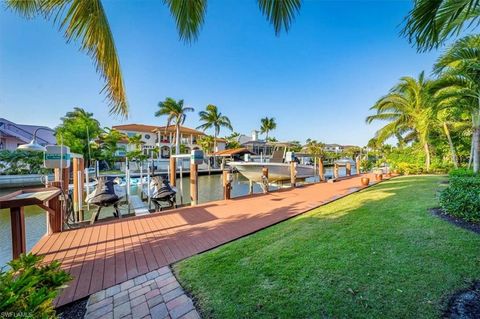 655 17th AVE S NAPLES FL 34102