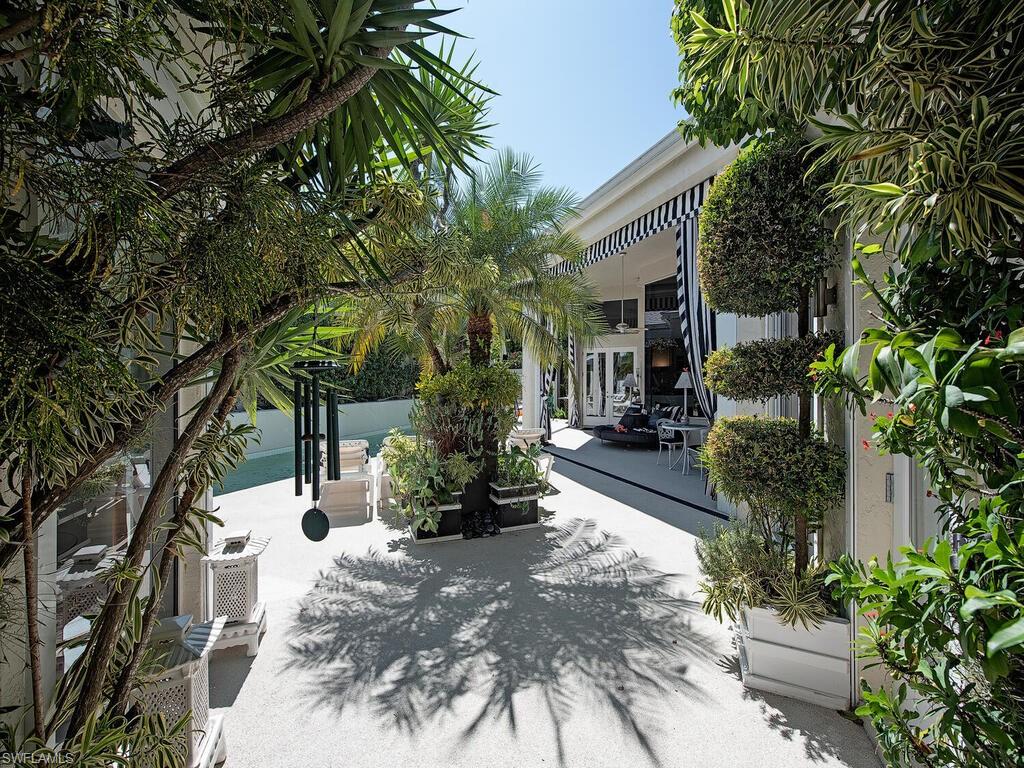 GRAND BAY AT PELICAN BAY - Residential