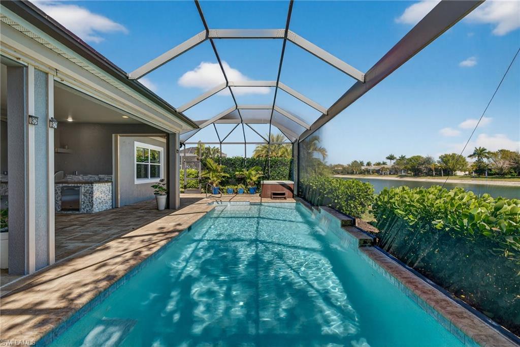 SAVANNAH LAKES - Residential