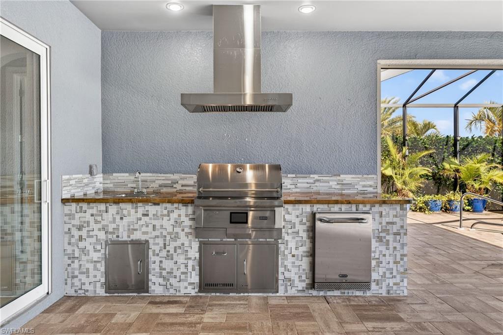 SAVANNAH LAKES - Residential